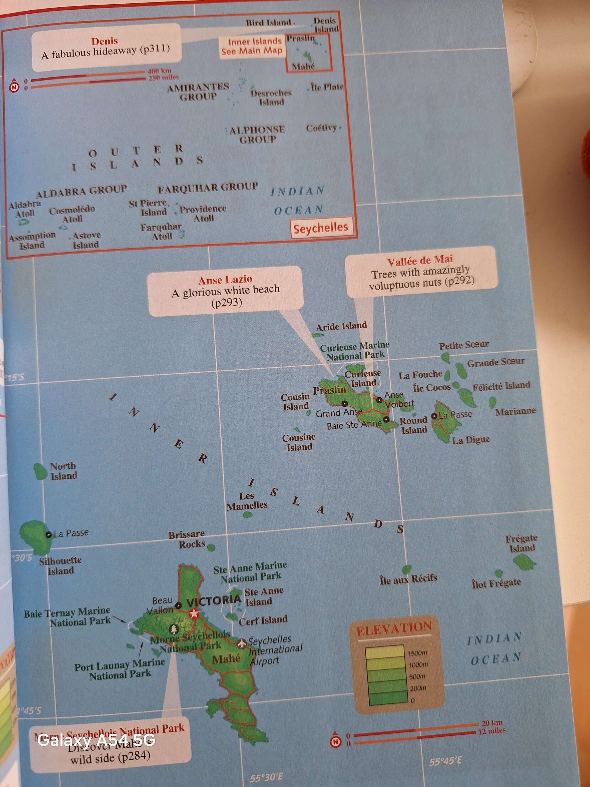 Map from a cheap guidebook for Mauritius and Seychelles showcasing key islands and features